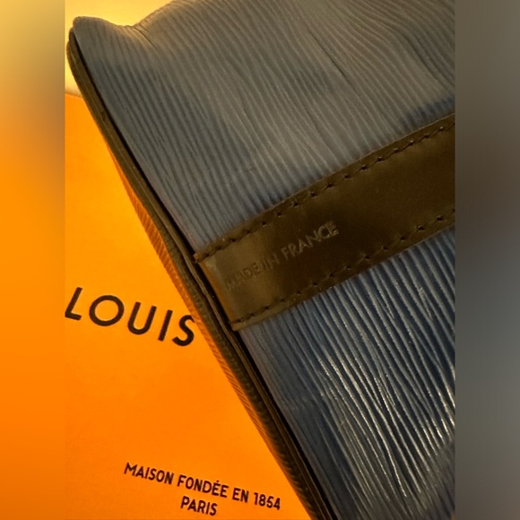 Louis Vuitton Epi Noe colorblock blue and black EUC - Picture 5 of 15